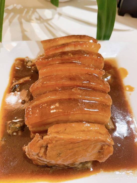 A08 Braised Pork Belly W/ Preserved Vegetables 梅菜扣肉